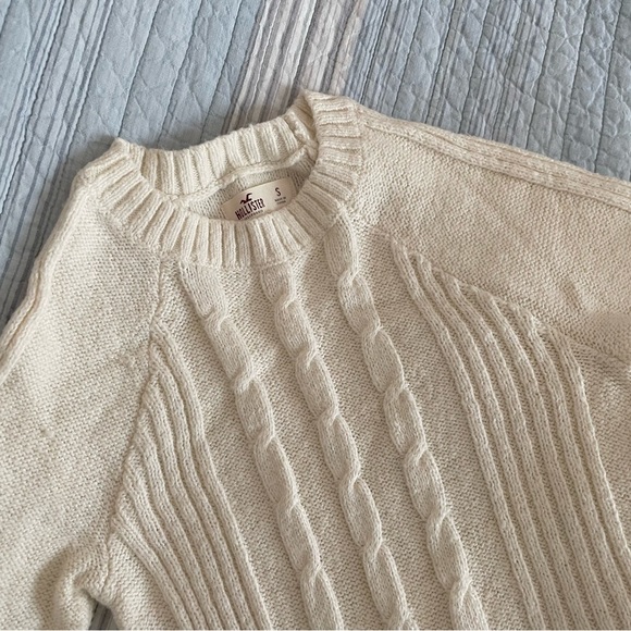 NWOT!! Hollister Mini Dress Sweater size S - Picture 6 of 10